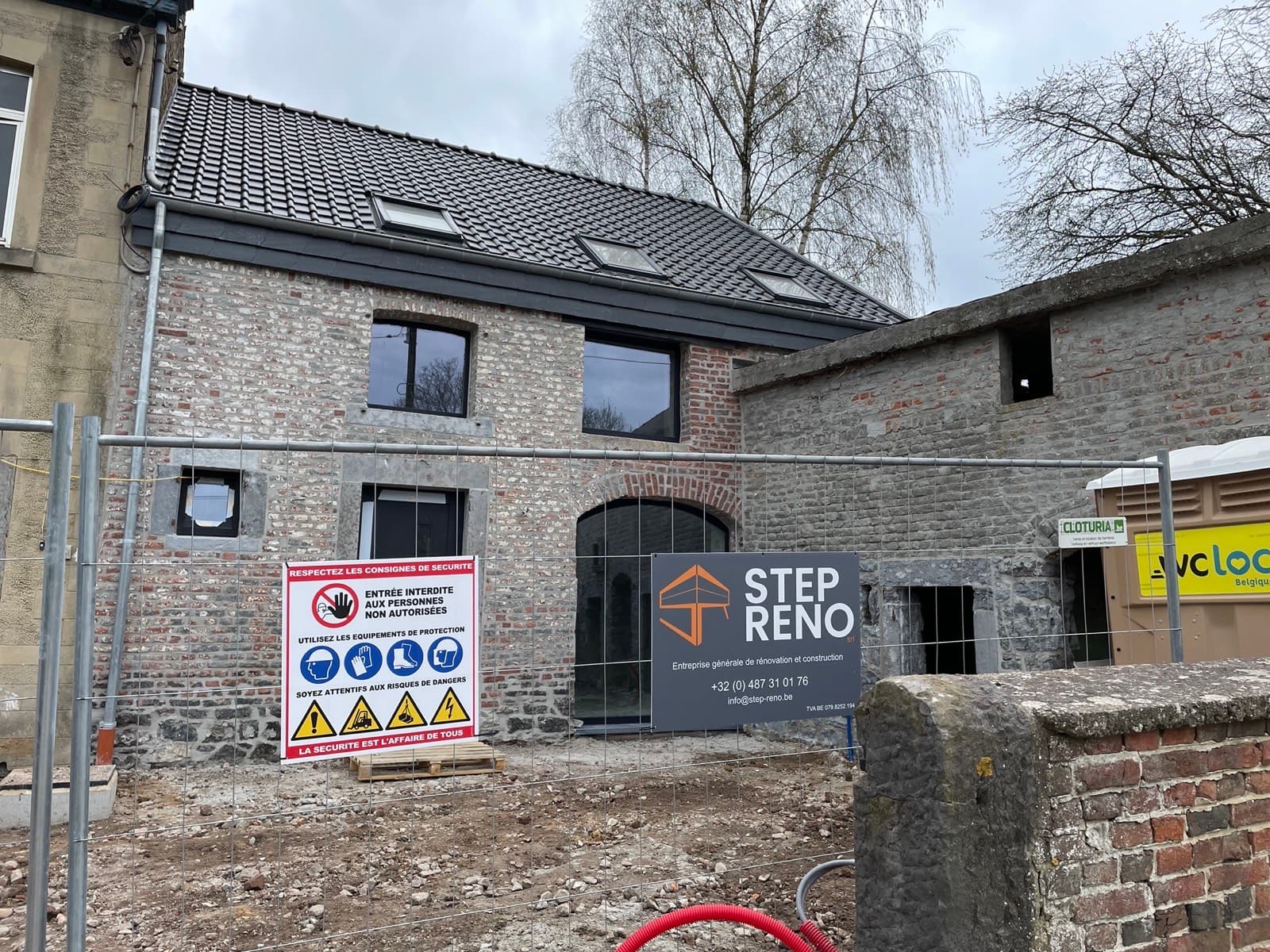 Rénovation ferme en pierre à Héron
